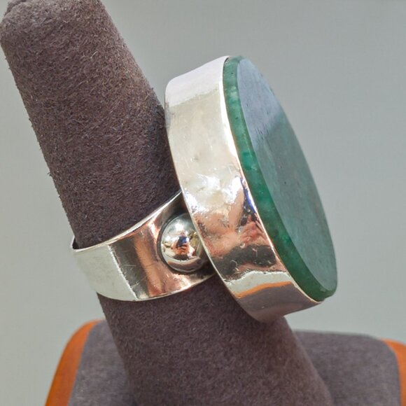 Large Sterling Silver & Aventurine Modernist Ring (Size 7.75) - Picture 4 of 17